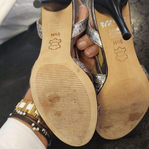 Michael kors heels  - Picture 5 of 5